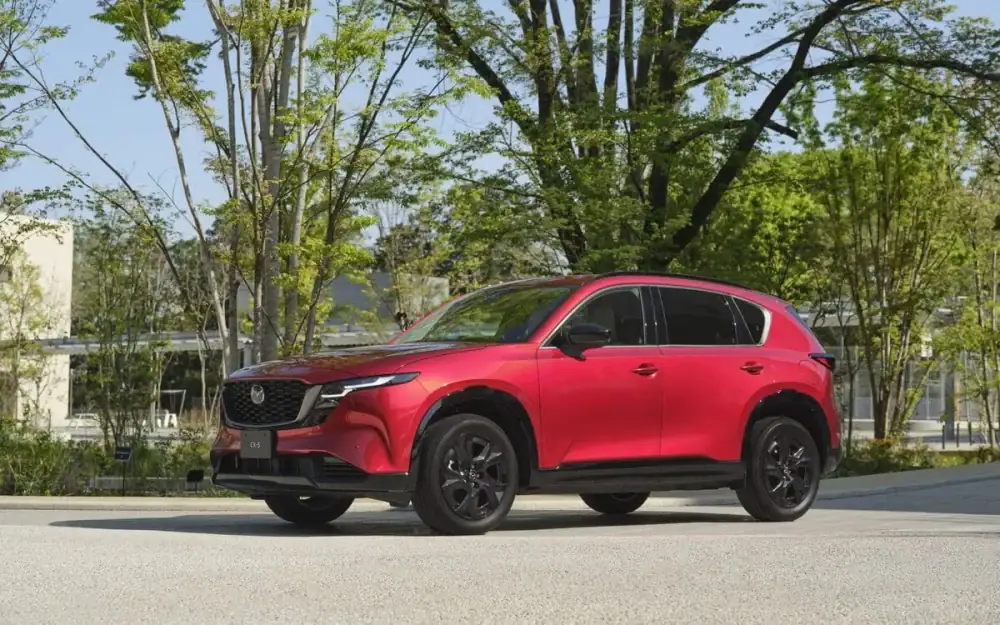 第3位：【マツダ】330万円スタートで圧倒的コスパ！新型「CX-5」の豪華装備