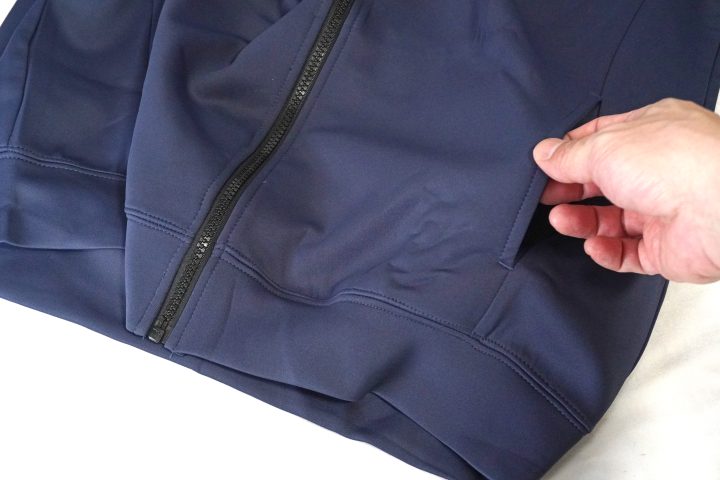 【ワークマンの隠れ名品】2,490円の疲労回復パーカーが年中ヘビロテ確実!?リカバリーウェア「メディヒール」の話題作を1日着用して検証