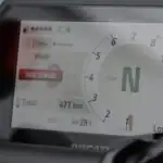 第2位：【ドゥカティ】400ccサイズに890ccエンジン！反則級の「モンスター＋」