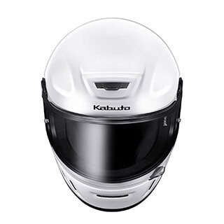 外観はネオクラシックモデルらしく、プレスラインや凹凸が少なく、スッキリとした印象