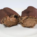 中にはこんなにぎっしりチョコレートクリームが