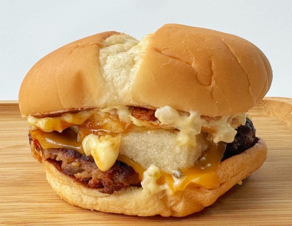 ファーストキッチン「月見もっちスマッシュバーガー」