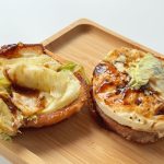 3種類の醤油をベースに八丁味噌や香味野菜を加えたソースは濃厚でワイルドなパティの味わいにもぴったり
