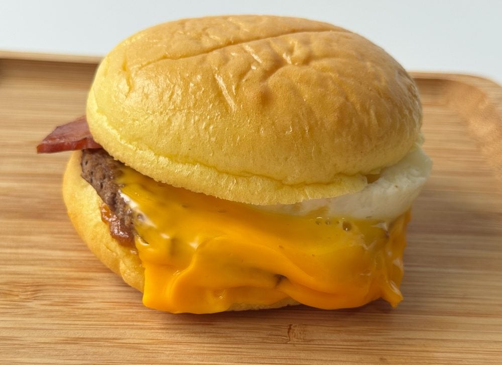 マクドナルド「炙り牛すき焼き風月見」