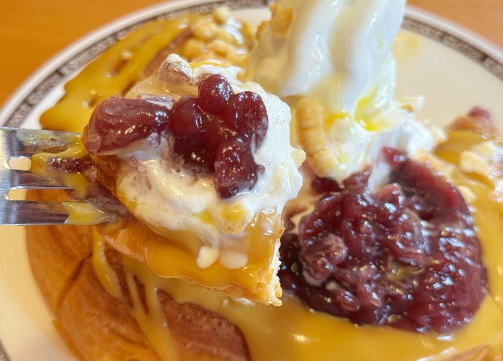 濃厚過ぎて悶絶……コメダ秋のお月見スイーツはコッテリ焼き芋味のシロノワール&ドリンク!4商品を実食レポート