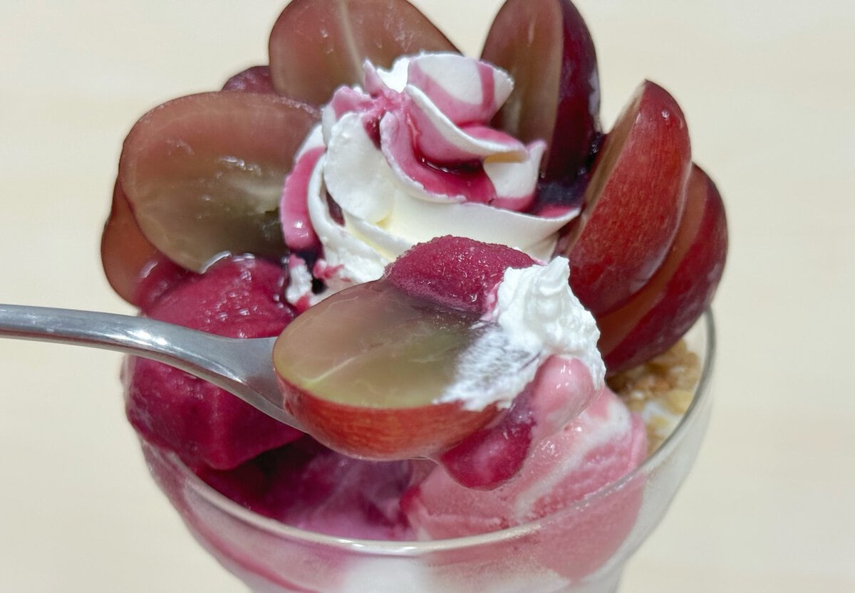 ぶどう特有の力強いコクと華やかな甘みが広がる