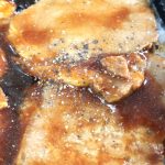 香ばしく炭火で焼き上げられ、甘いタレも