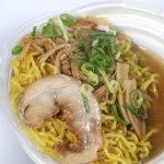 麺と具材、スープは別で販売されている