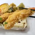 第2位 【角上魚類】海鮮天ぷらうどん、カレーを実食！「魚屋のこれウマいに決まってる」絶対買うべき夏の新惣菜