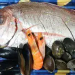 第2位 【角上魚類】海鮮天ぷらうどん、カレーを実食！「魚屋のこれウマいに決まってる」絶対買うべき夏の新惣菜