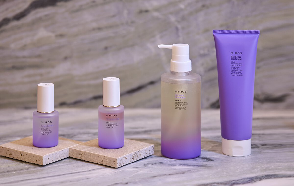 ミロス
スカルプ セラム 45ml ¥11,000(税込)
ラディエンス オイル 55ml ¥6,600(税込)
インフュージョン シャンプー 400ml ¥6,600(税込)
レジリエンス トリートメント 250g ¥6,930(税込)