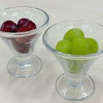 爽やかさの最高峰「シャインマスカット」vs 濃厚甘みの希少種「クイーンルージュ®」