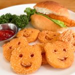フィッシュバーガーのサイドメニューとして盛り付けてみましたが、完全にメインを食っちゃうほどのビジュ
