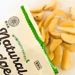 マックフライポテトMサイズ約135gで330円に対し、「フライドポテトナチュラルウェッジ」は135g 換算で50.78円