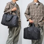 着脱式ショルダーストラップで手持ちも肩掛けもOK