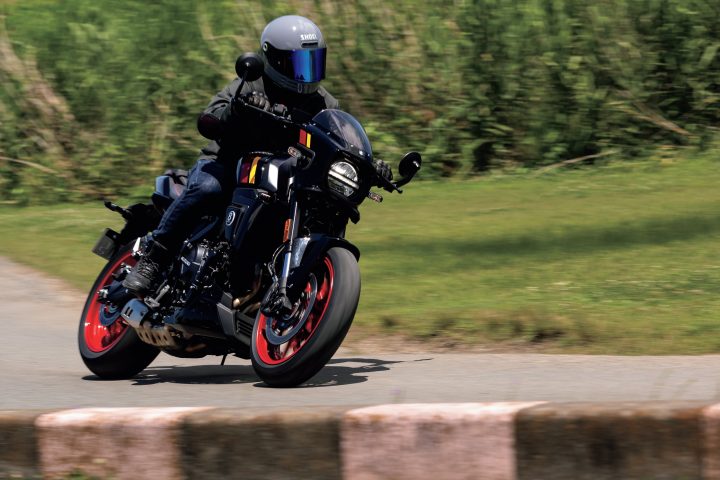 【旧車バイクのような気難しさゼロ】あの頃の憧れに最新技術が凝縮!スズキ「GSX-8TT」とホンダ「CB1000F」大人が選ぶネオクラシックをプロが解説