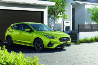 【電動化時代に“純ガソリン”へ振り切る！】スバル「インプレッサ」が2L水平対向のみのモノグレードに集約！ナビ標準装備で286万円台〜の好コスパと、注意すべきオプション設定