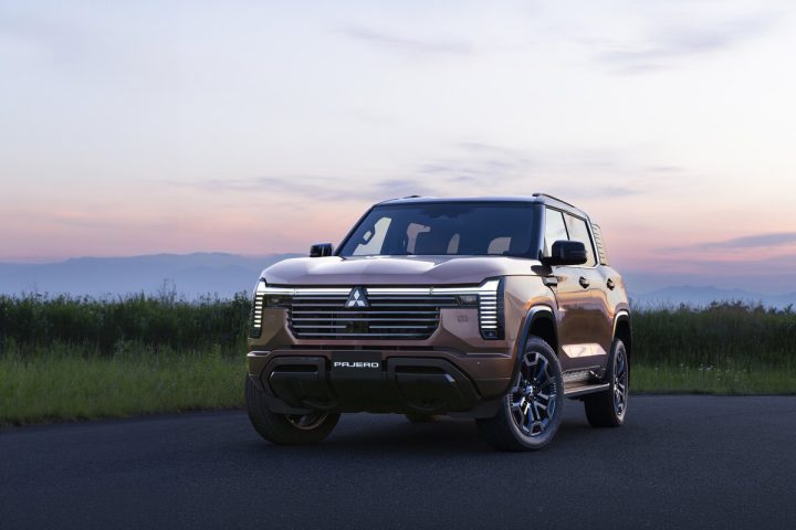 【伝説クロカン復活】三菱・新型パジェロ世界初公開!トライトン譲りのラダー骨格、2.4Lディーゼルの全貌を自動車ジャーナリストが解説