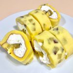 ローソン、ごろっとした焼き芋のもち食感ロール(紅はるか)