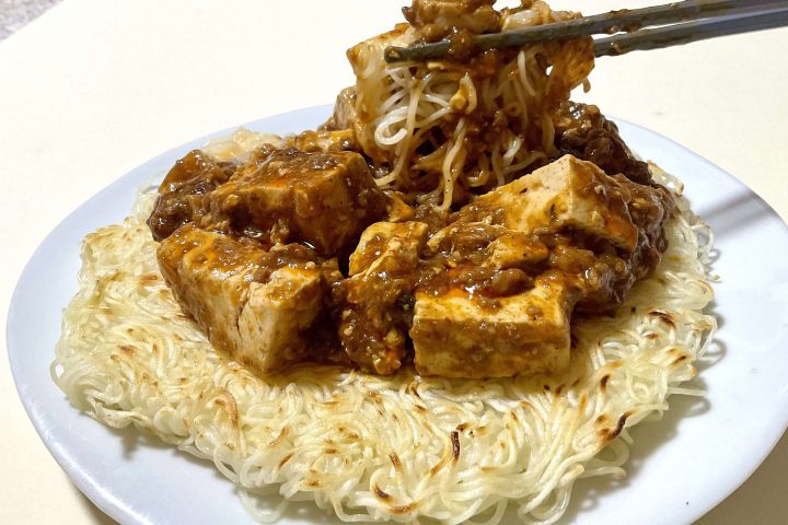 【わんこそば級の爆速完食】そうめんを温めないカレーにつける!?成城石井スタッフ直伝の「常識破りアレンジ」3品が衝撃的なウマさだった