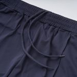 ウエストはサイズ調節簡単