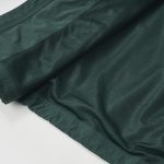 内側はメッシュ構造で肌触りがよく蒸れにくい