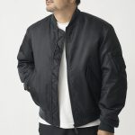 ユニクロ MA-1ブルゾン ¥7,990(税込)