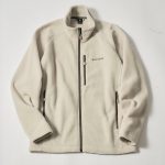 モンベルのアウタージャケット