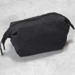 サイズはSとLの2サイズ。