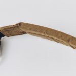 ショルダーストラップは肩パッド付き