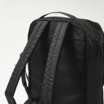 肩の負担を軽減する特製ショルダー