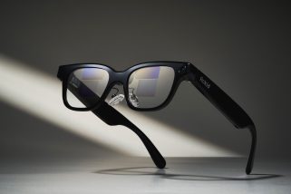 【普通の眼鏡と変わらない!?】2026年は“AIグラス元年”！翻訳・ナビが視界に浮かぶ「Rokid」ほか日常使いできる最新スマートグラスを識者が徹底解説
