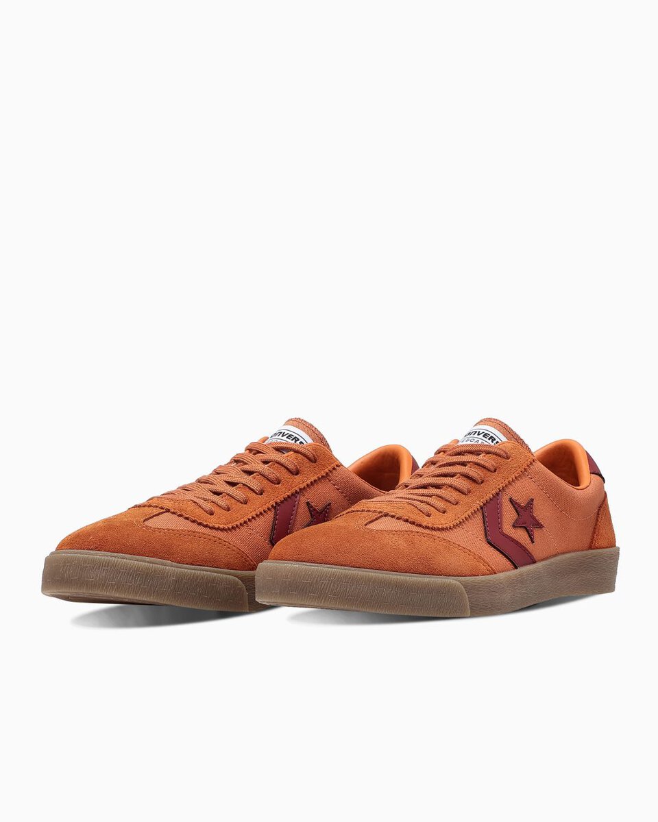コンバース「ロードクラシック SK OX」￥13,200／3色展開