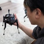 ニュースで見ていた軍用AIロボットドッグを、愛玩用として家で飼うのが普通の時代になる！ 俊敏な動きと豊かな表情でメロメロになる「Sirius」を試してみた！
