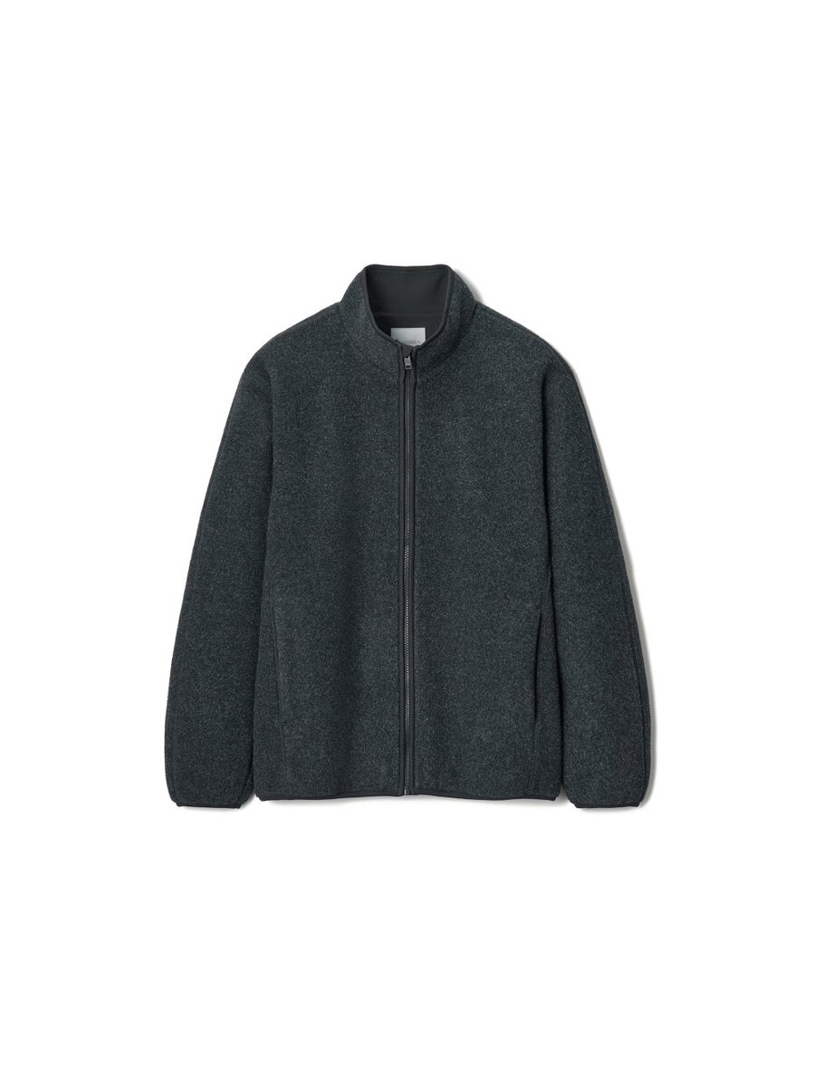 UNIQLO and JW ANDERSON「ウィンドプルーフフリースジャケット」￥5990／4色展開