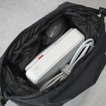 メイン収納内には、サブポケットが大1、小2あります。