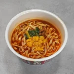 第3位　「このカップ麺、マジでうまかった」残暑に気分爆上げ “パンチ力すごい”ベスト3杯【1位はニンニクと豚の旨味がヤバい満腹必至の一杯】