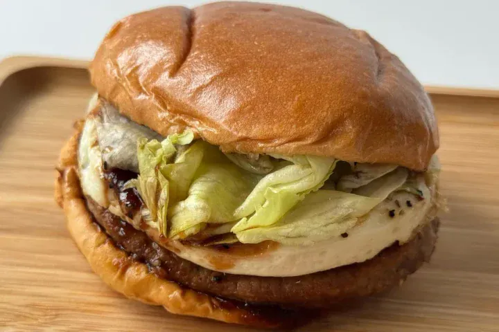 一番ウマいバーガーはどれ?マック、KFC、ゼッテリアをガチ実食比較、「白米が止まらない」ほっかほっか亭の新のり弁…ほか【外食グルメの人気記事ランキングベスト3】(2026年9月版)
