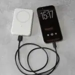 第1位 【無印良品】スタンドにもなるモバイルバッテリーが超優秀！