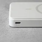 第1位 【無印良品】スタンドにもなるモバイルバッテリーが超優秀！
