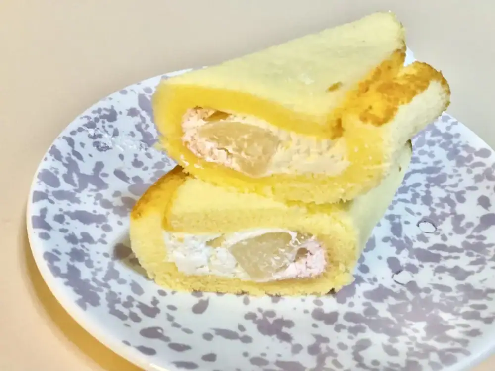 第1位 ファミマの9月新作スイーツがヤバい!“背徳感すらご褒美”ケーキ系ベスト3【1位はカリもち食感の専門店級】