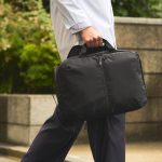 シーンに合わせてリュック、ショルダー、ブリーフの3通りに使えるマルチバッグ