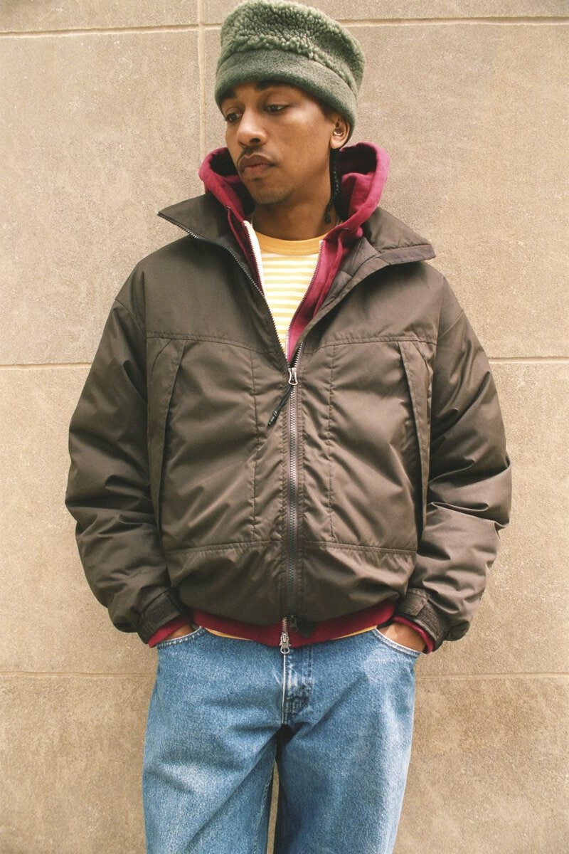 タイオン×マンハッタンポーテージ×ジェリー「MONSTER DOWN BLOUSON」￥39,600／2色展開