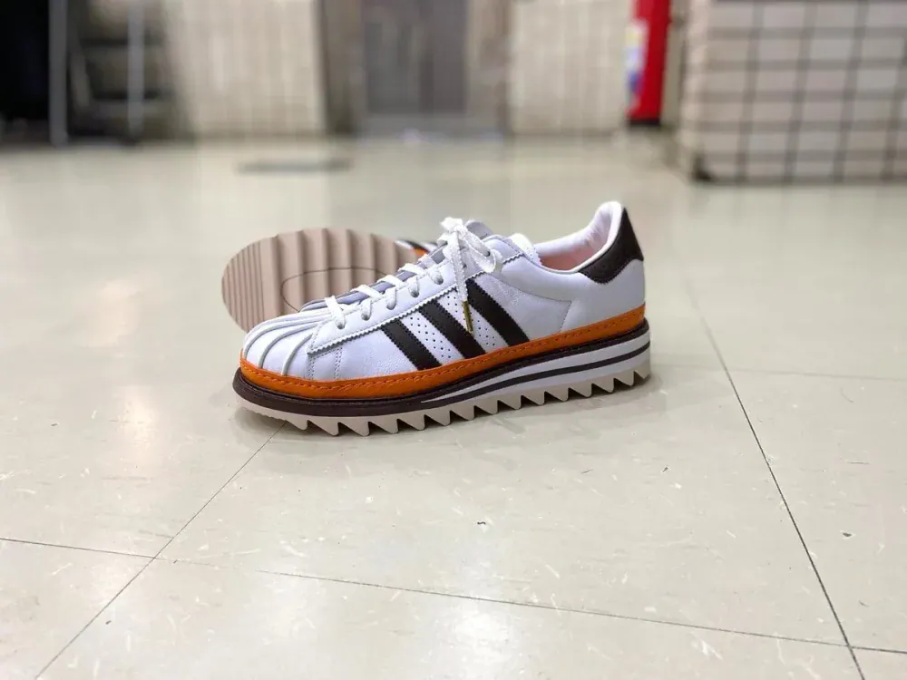 第3位 【革靴仕立て】アディダス×CLOT「至高のスーパースター」