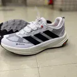 第1位 【GORE-TEX×BOOSTは無敵】アディダスが誇る機能を惜しみなく投入!「テレックス」が雨も悪路も街履きにも優秀。エディターが試し履きレビュー