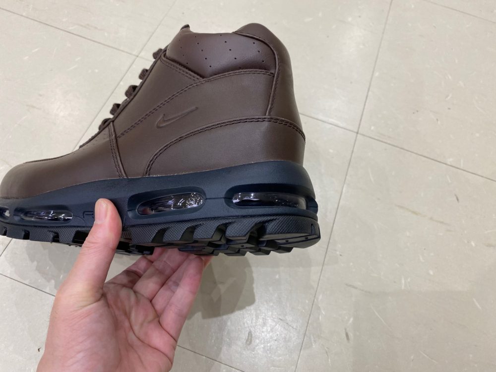 NIKE AIR MAX GOADOME