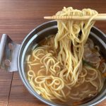 お店の食感に近づけるために細ストレート麺を採用している