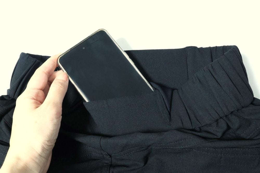 スマホが入る！