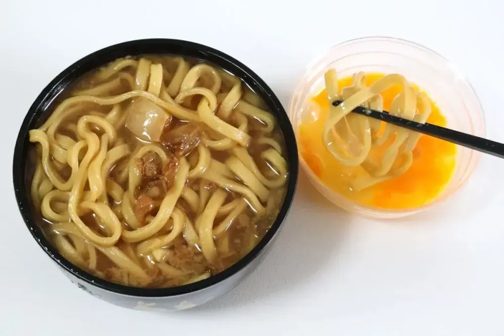 第3位 【冷凍麺の常識が覆る】キンレイの麺230g「背徳」ラーメン