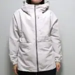【ワークマンの2900円アウター】上着とネックピローが一体化!?“服からエアチューブ出現”長距離移動を快適にする「すごい旅ジャケット」を徹底検証